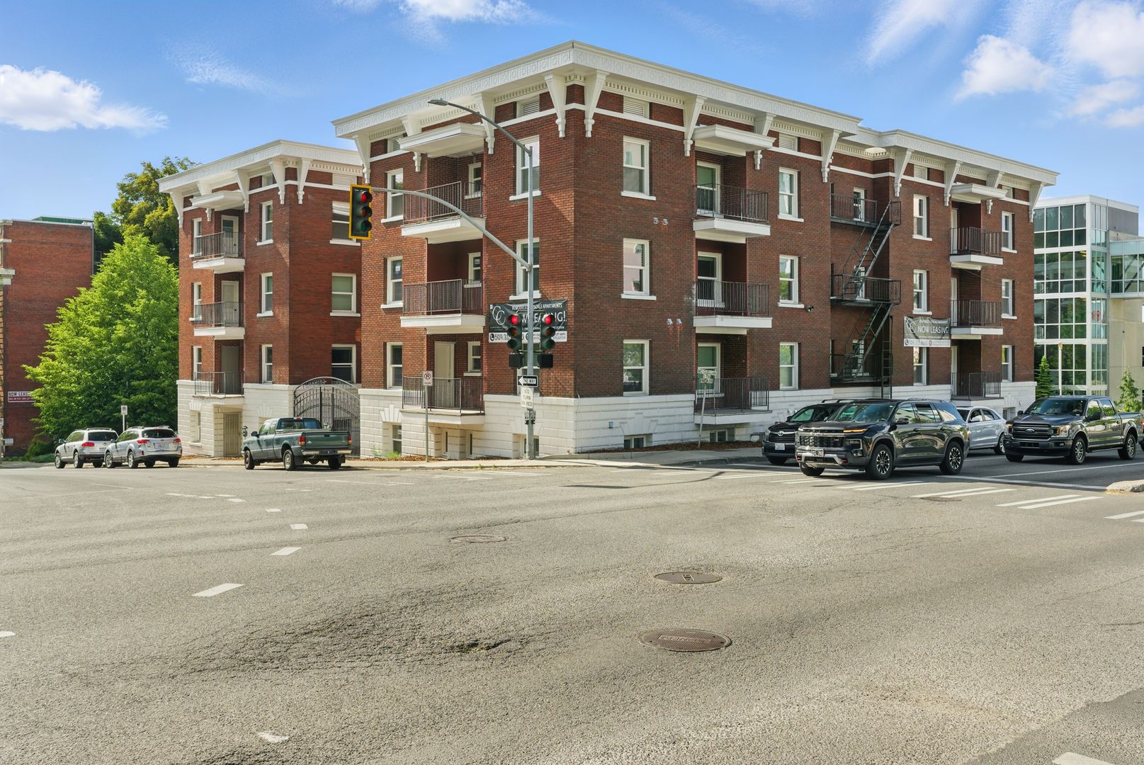 Spokane Apartment: 206 W 8th Avenue