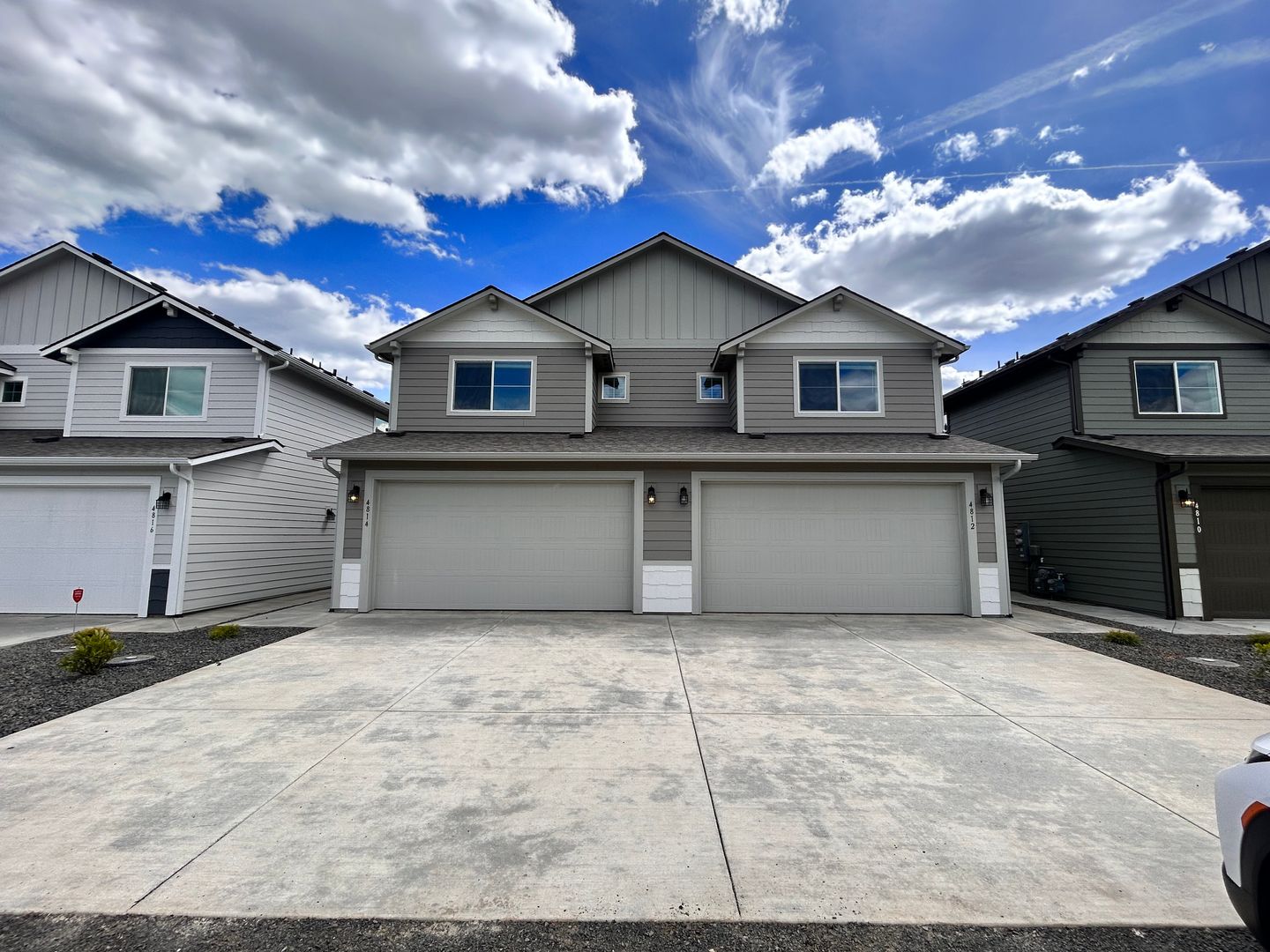 Spokane Apartment: 4710-4712 East Fairview Avenue