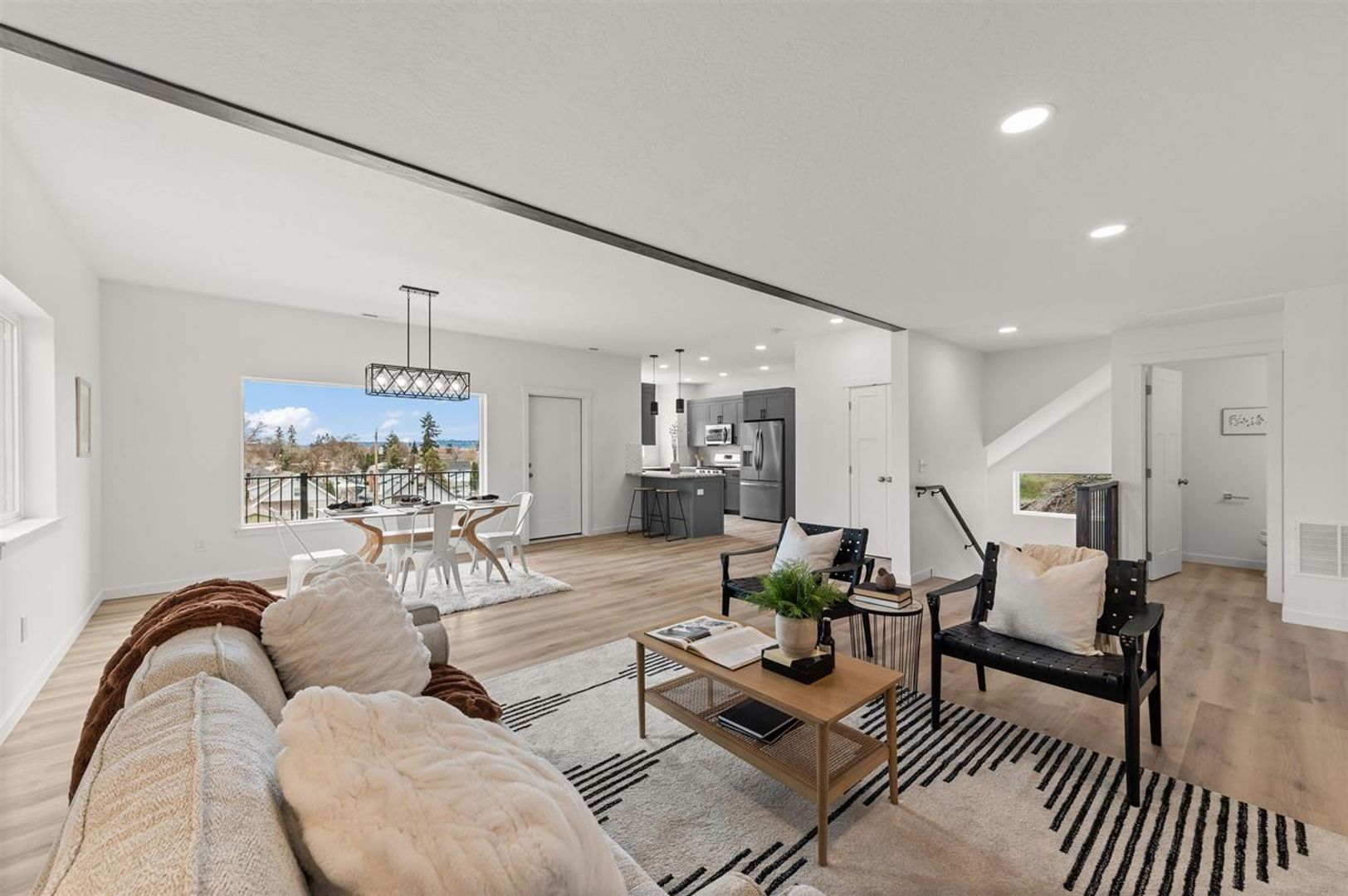 Spokane House: 1224 West Cora Avenue