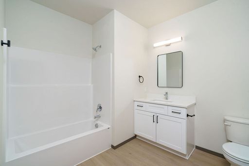 Listing photo thumbnail