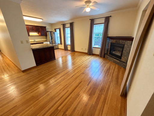 Listing photo thumbnail