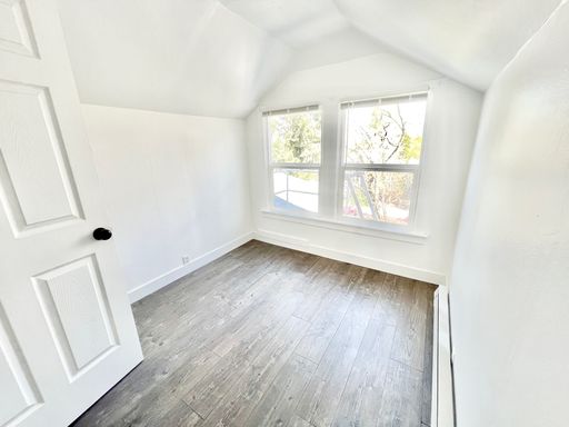 Listing photo thumbnail