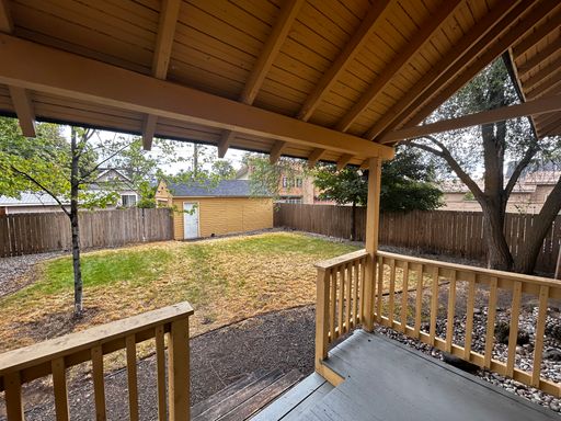 Listing photo thumbnail