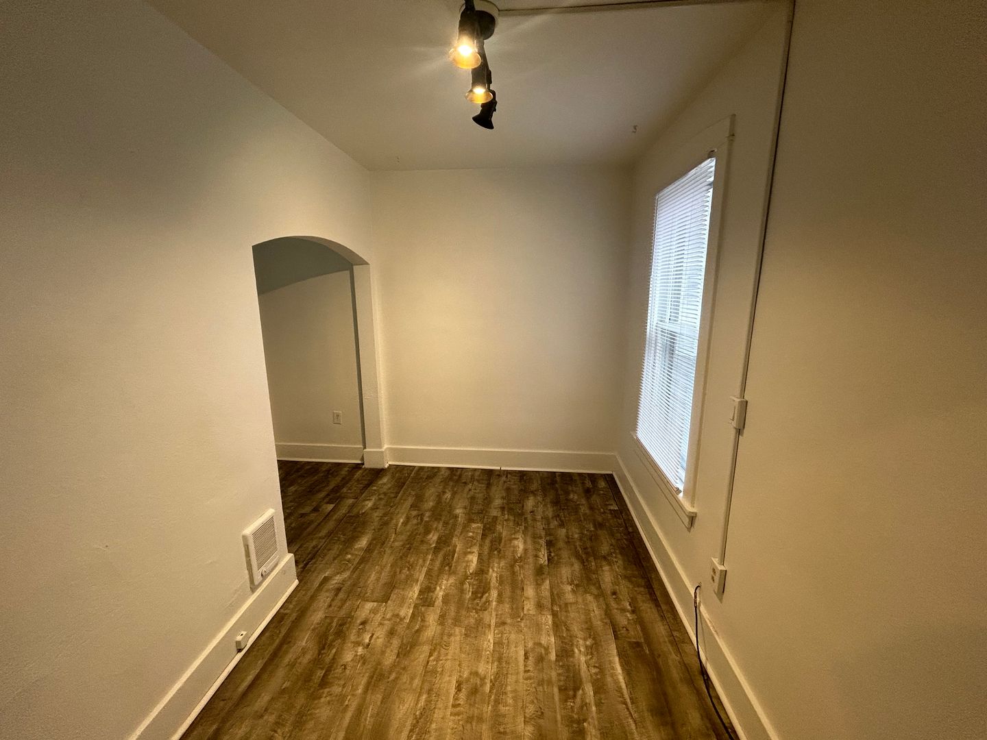 Cheney Apartment: 518 G. Street
