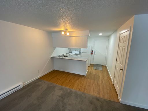 Listing photo thumbnail