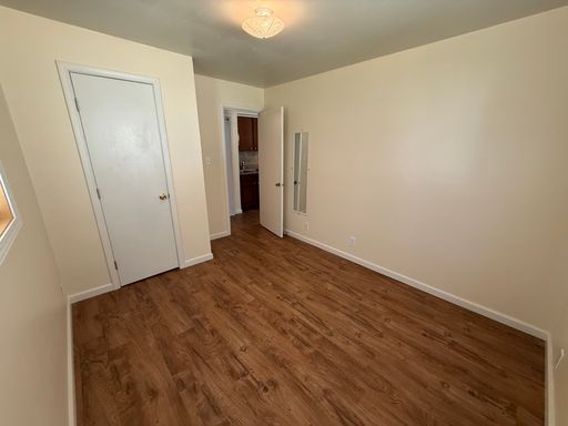 Listing photo thumbnail