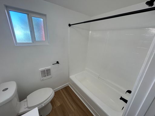 Listing photo thumbnail