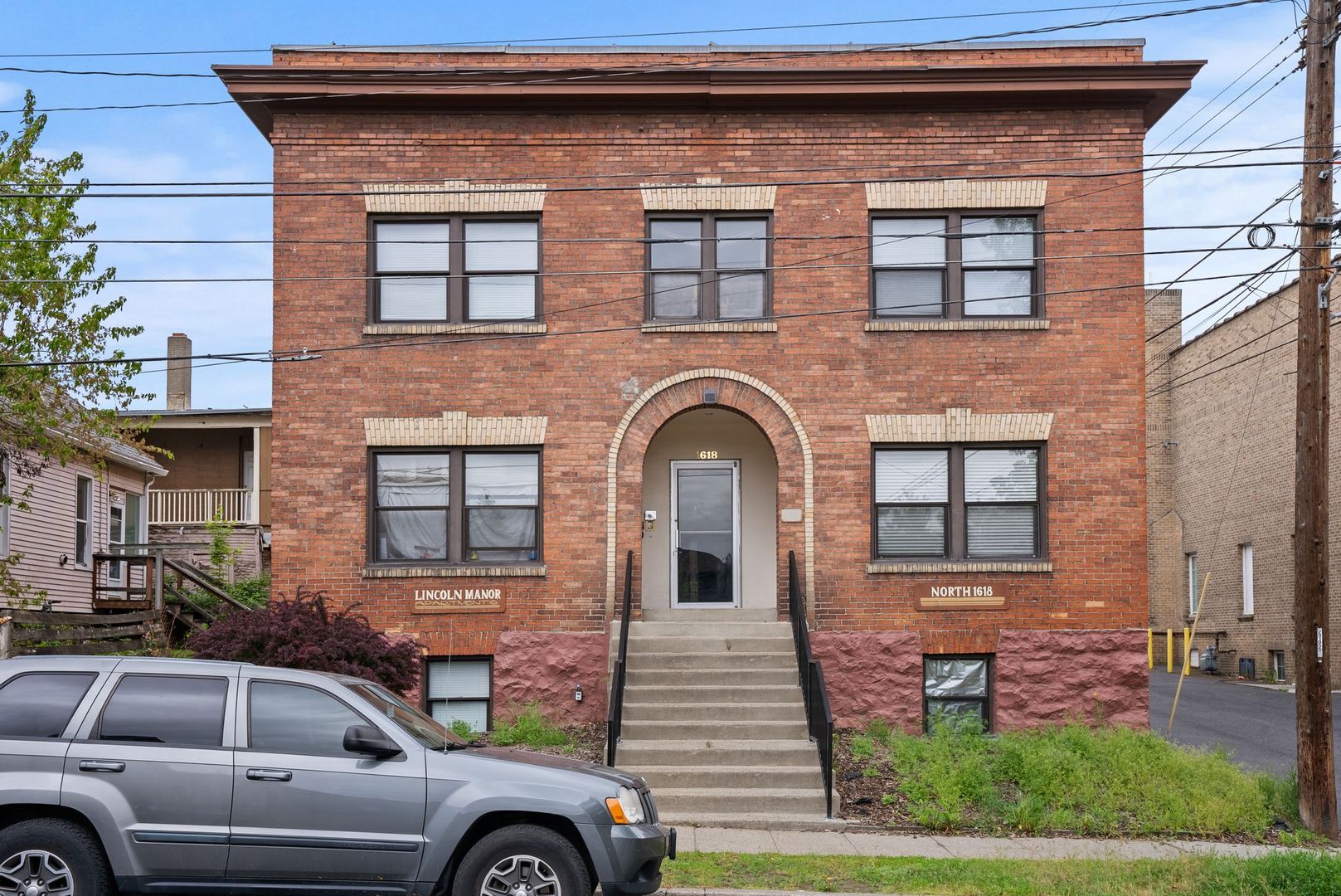 Spokane Apartment: 1618 North Lincoln Street