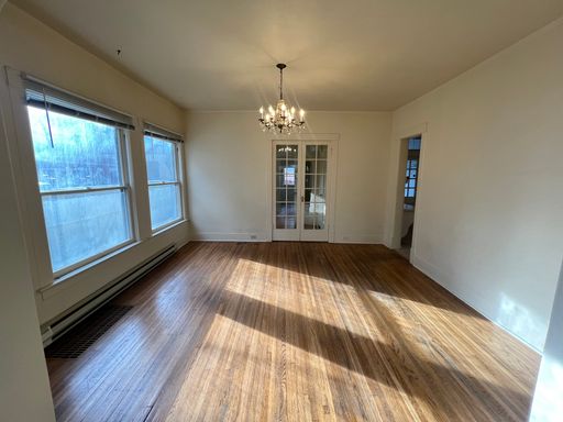 Listing photo thumbnail