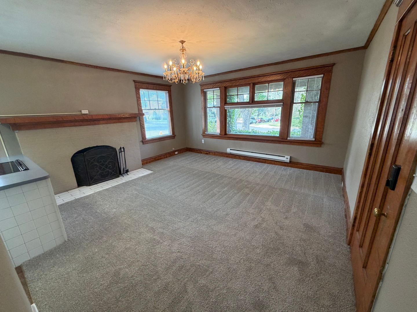 Spokane Apartment: 927 South Adams Street