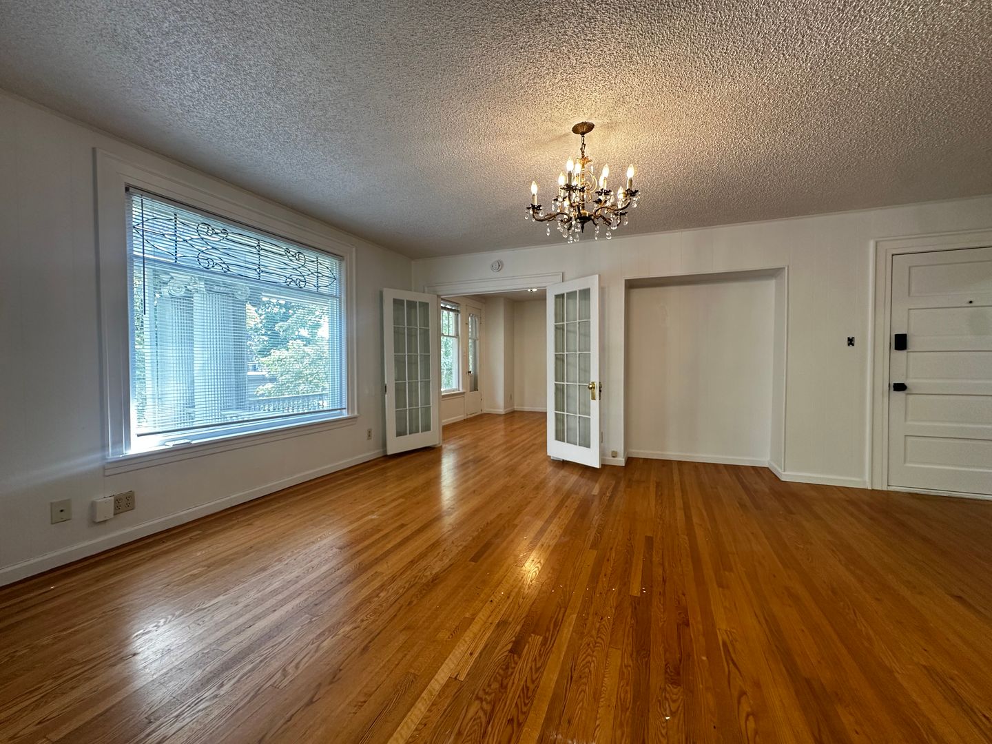 Spokane Apartment: 1406 West 9th Avenue