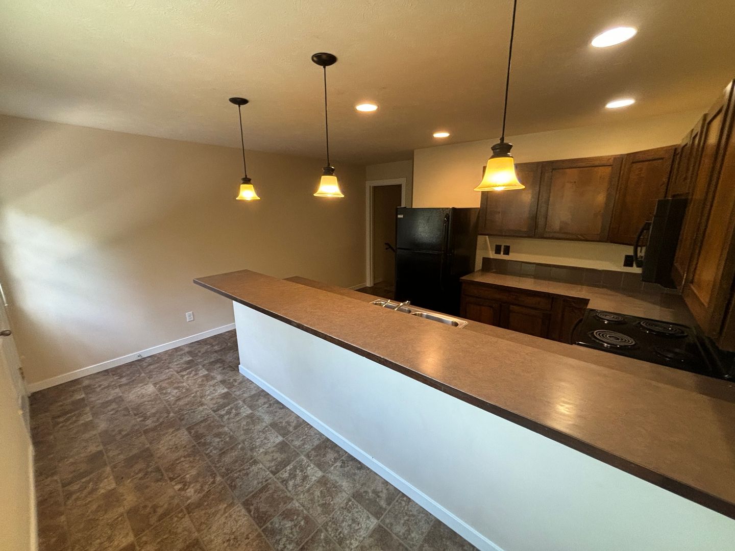 Spokane Apartment: 915-922 West Pirate Lane