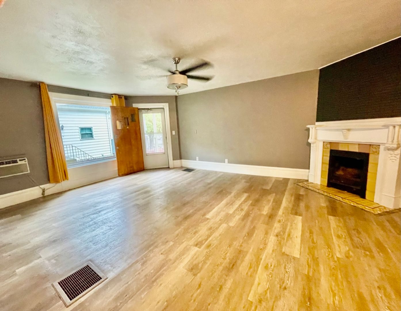 Spokane Apartment: 2005 W 2nd