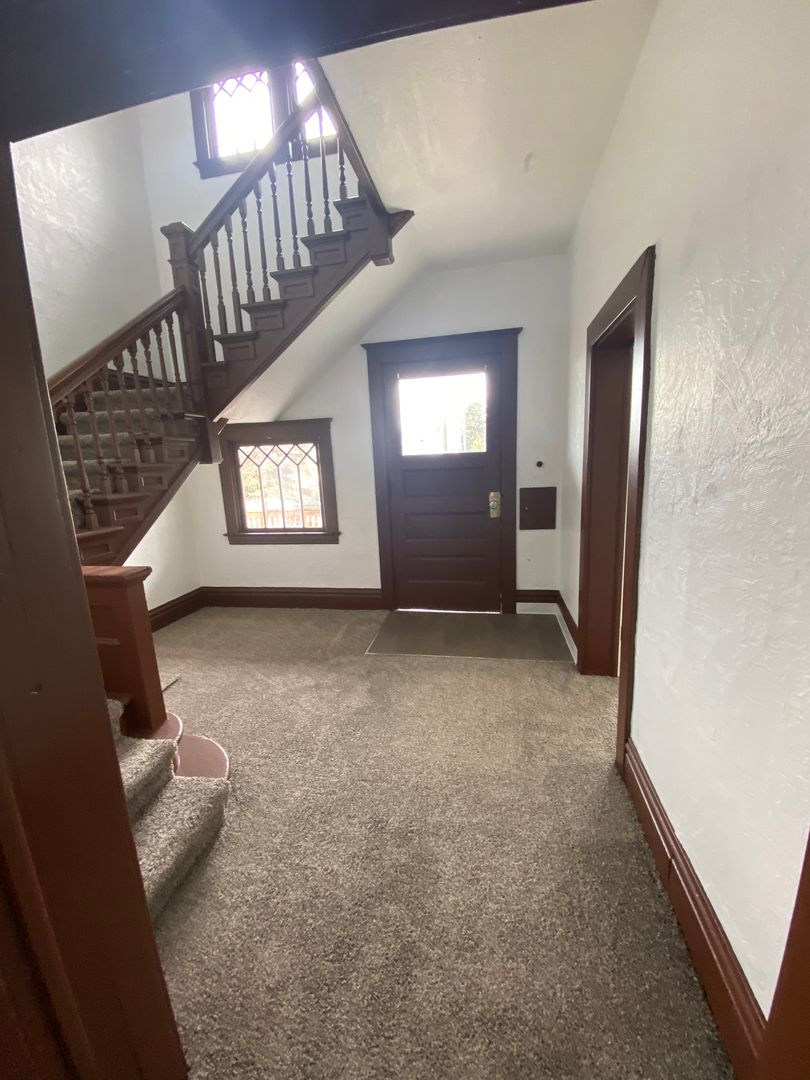 Spokane Apartment: 807 East Mission Avenue
