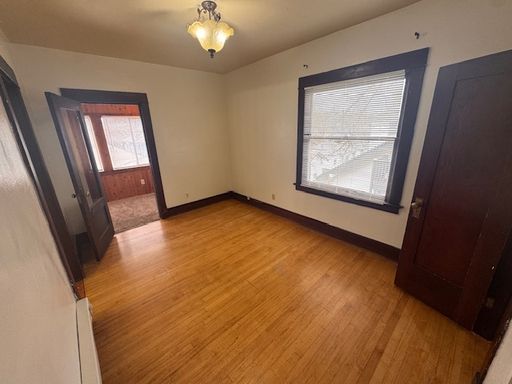 Listing photo thumbnail