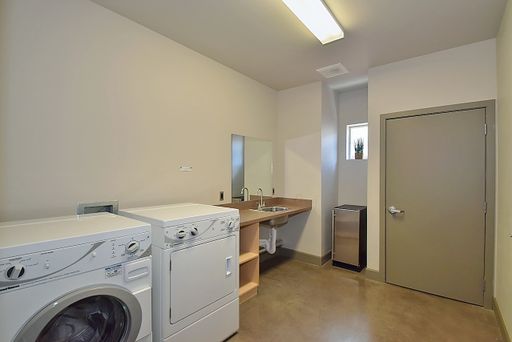 Listing photo thumbnail