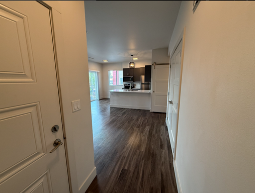 Listing photo thumbnail