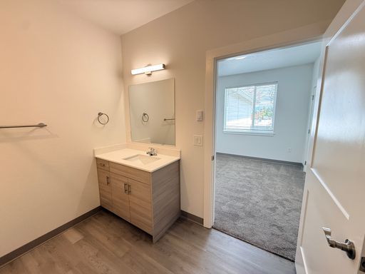 Listing photo thumbnail