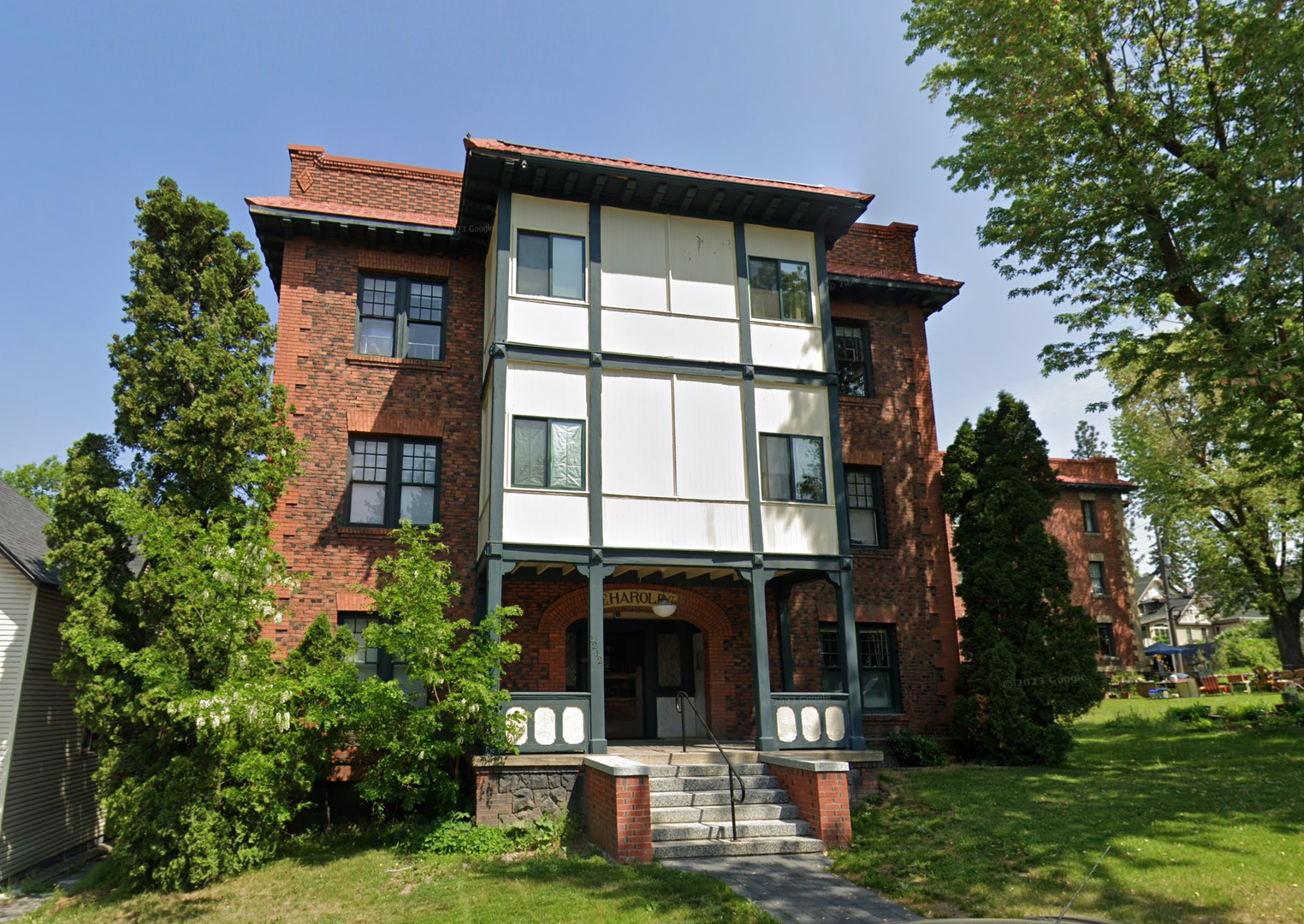 Spokane Apartment: 1212 W 7th