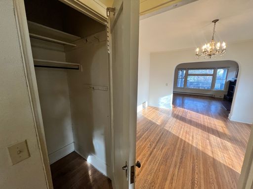 Listing photo thumbnail