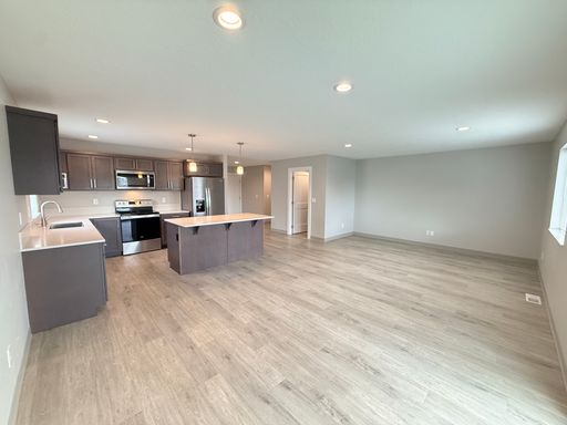 Stunning 3 Bed, 2 Bath Rancher in Spokane Valley! – photo 1