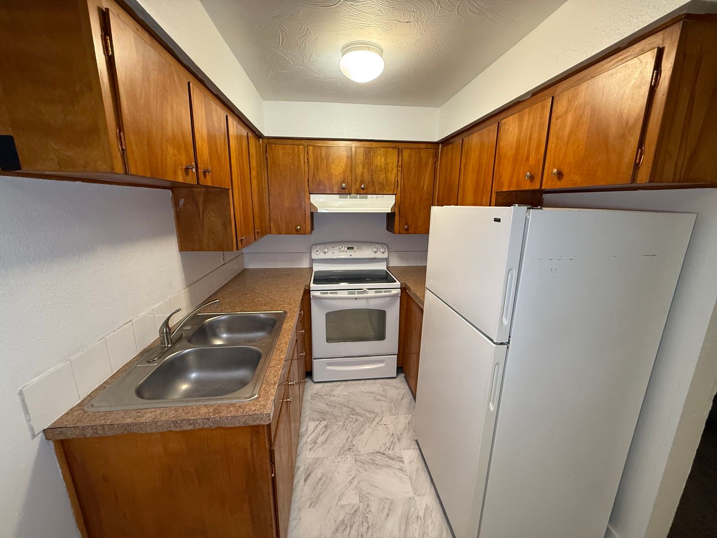 Spokane Apartment: 943 East Augusta Avenue