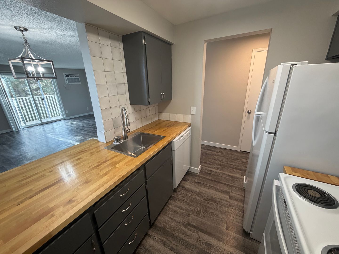 Spokane Apartment: 1802-1814 West Sharp Avenue