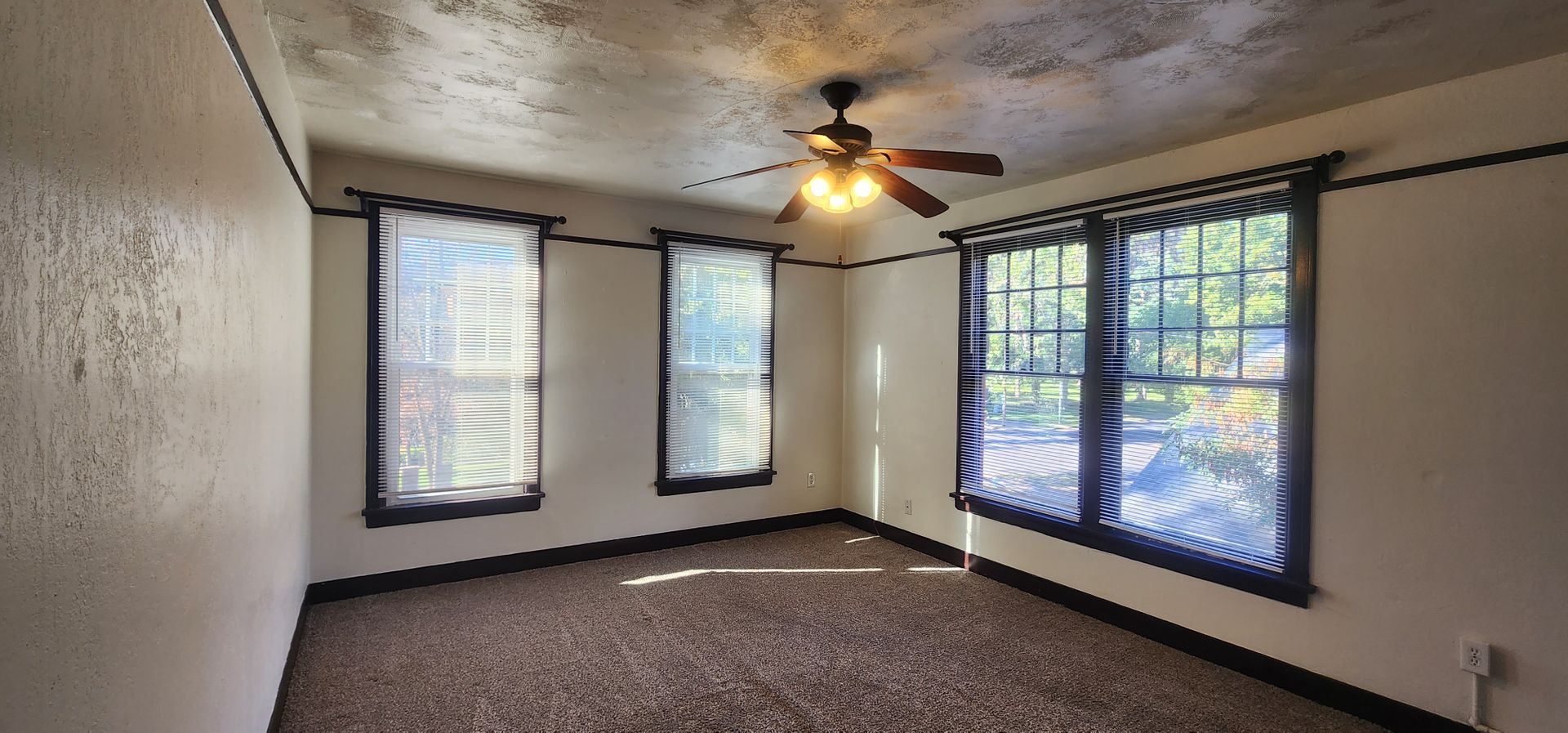 Spokane Apartment: 2024 West 2nd Avenue