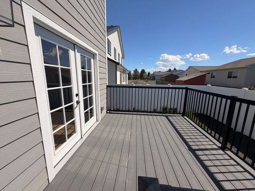 Listing photo thumbnail