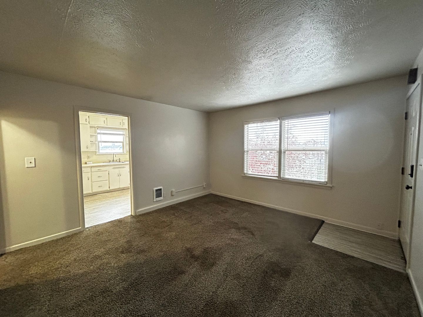 Spokane Apartment: 2103 - 2115 West Riverside Avenue