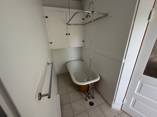 Listing photo thumbnail