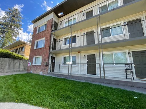 Listing photo thumbnail
