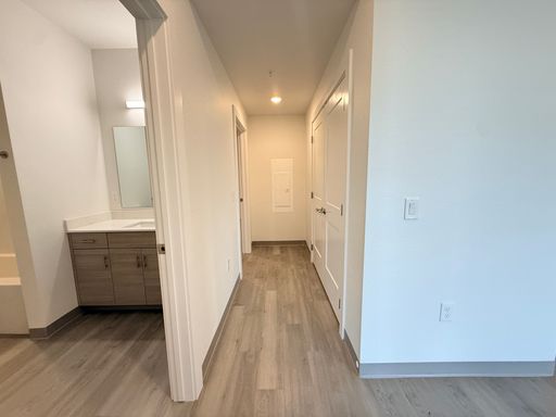 Listing photo thumbnail
