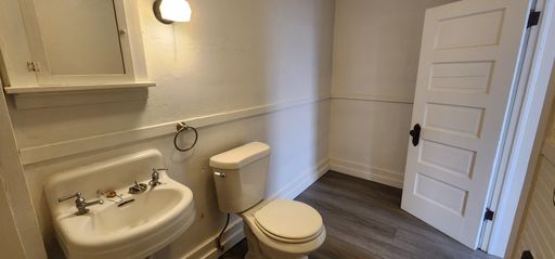 Listing photo thumbnail