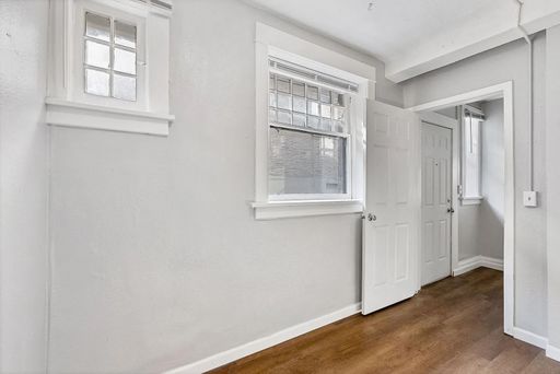 Listing photo thumbnail