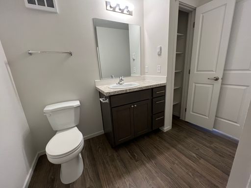 Listing photo thumbnail