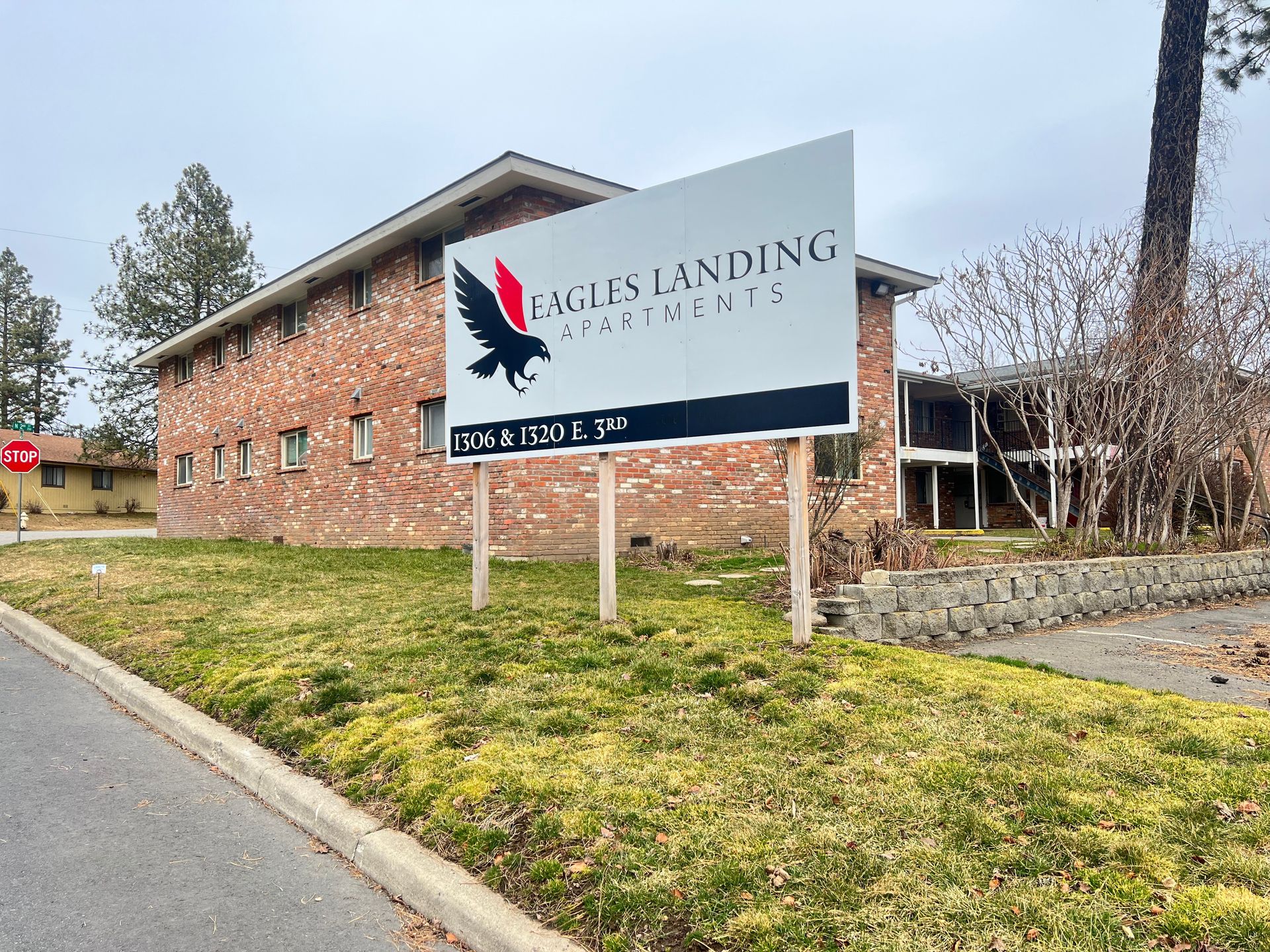 Eagles Landing Apartments in Cheney near EWU!