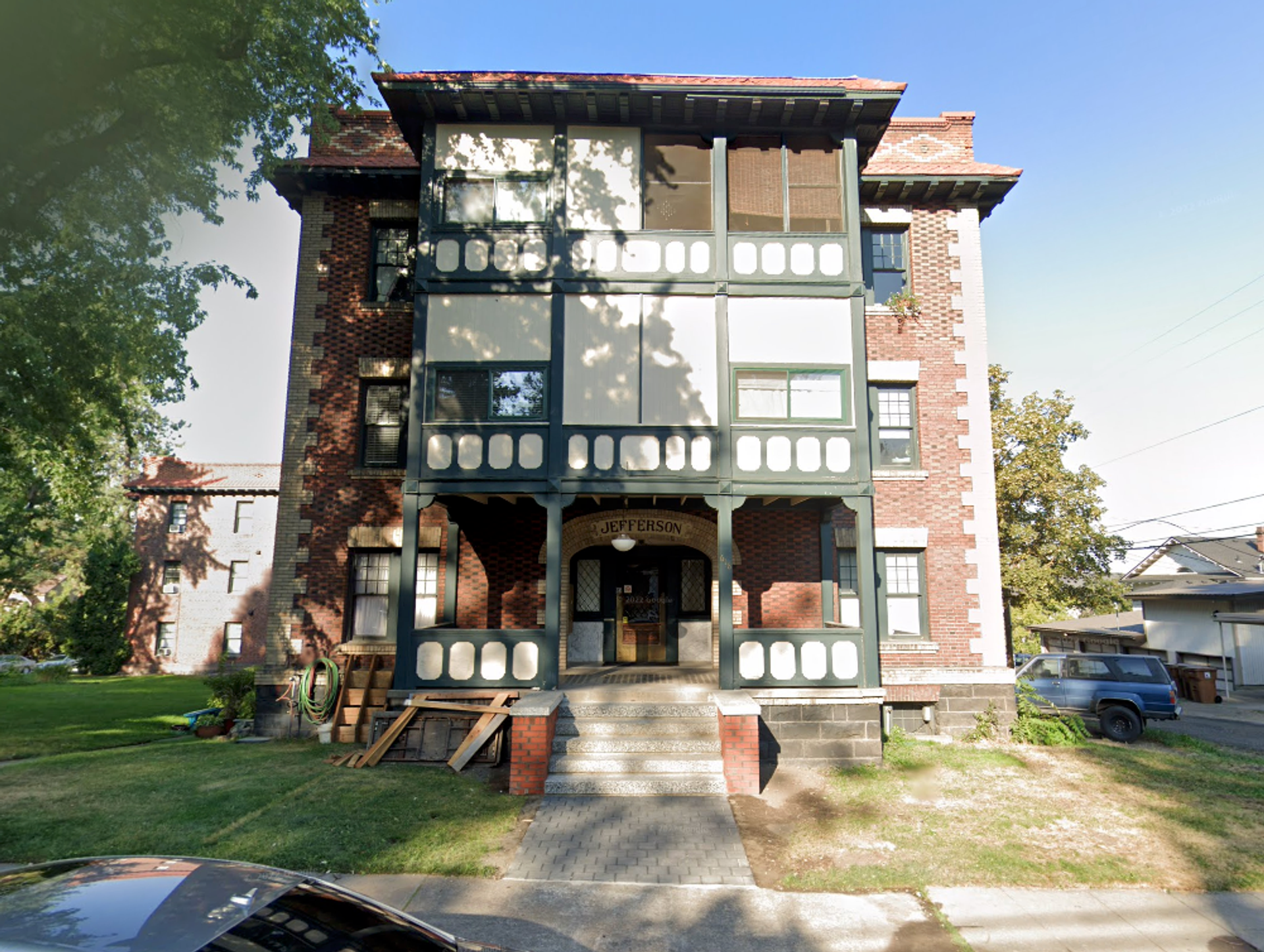 Jefferson Apartments