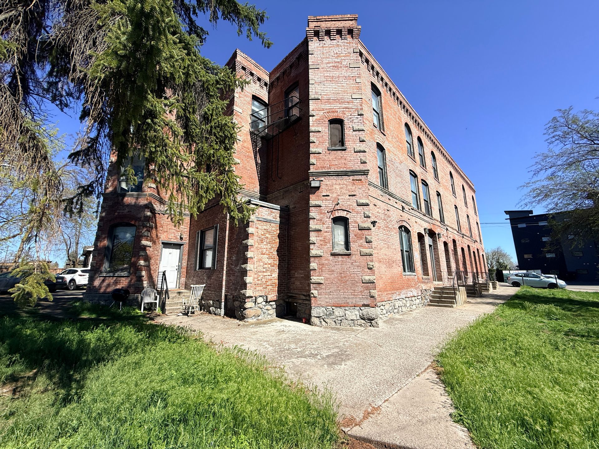 Listing photo