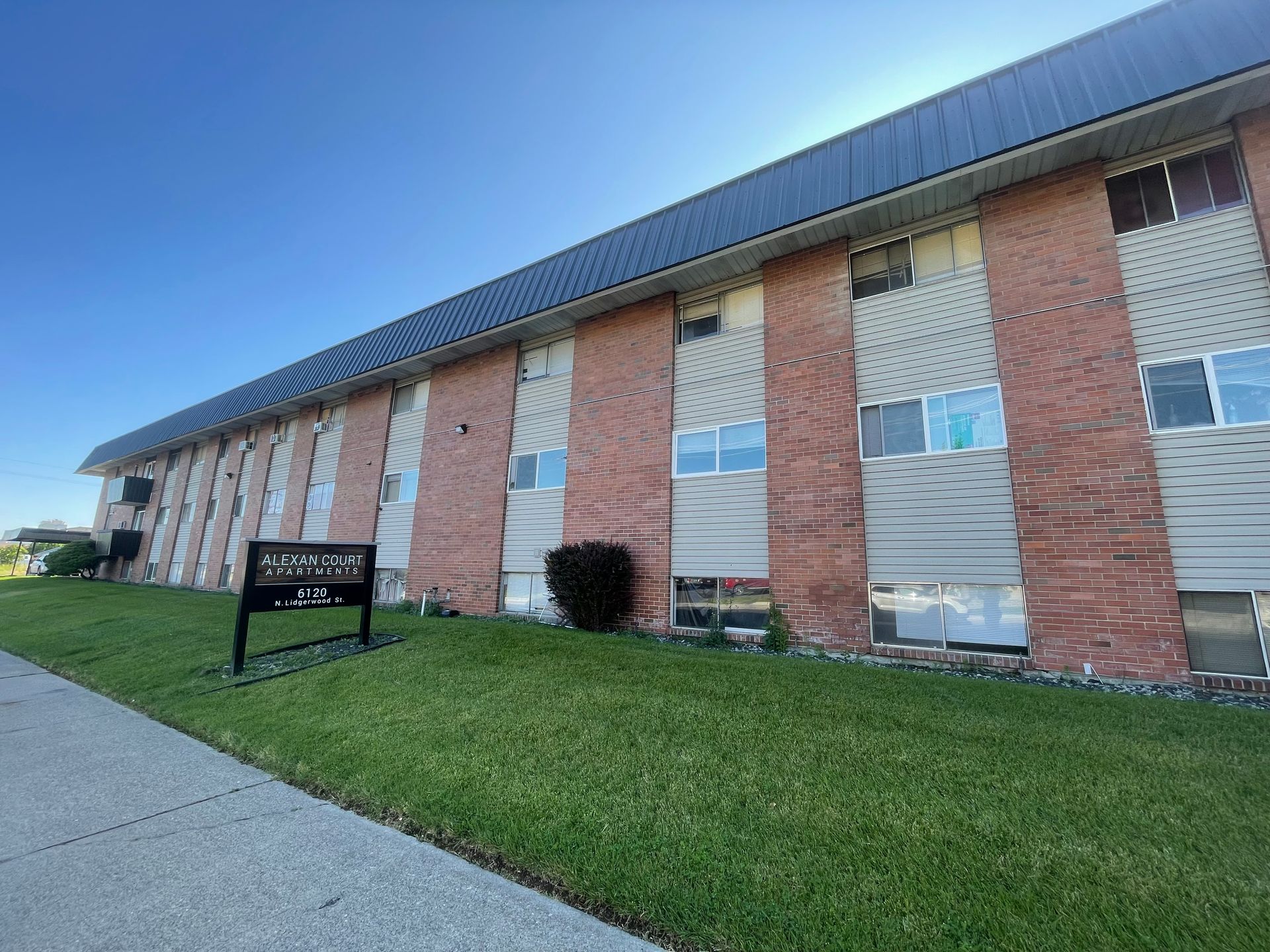 Alexan Court Apartments