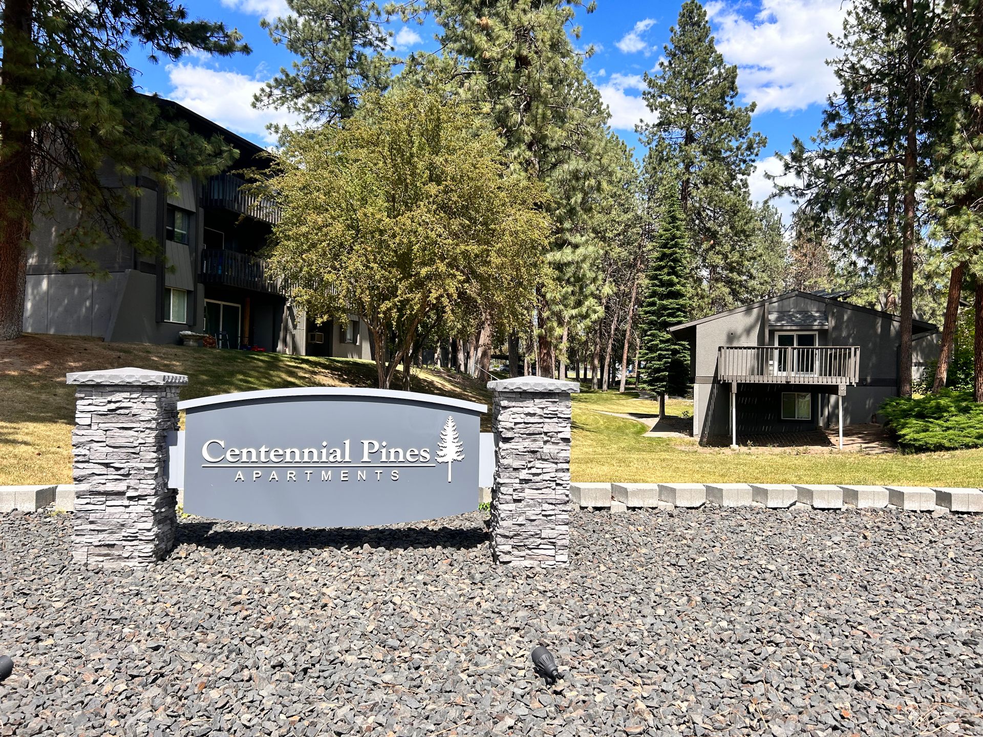 Spokane Valley Apartment: 10211 E 14th Ave