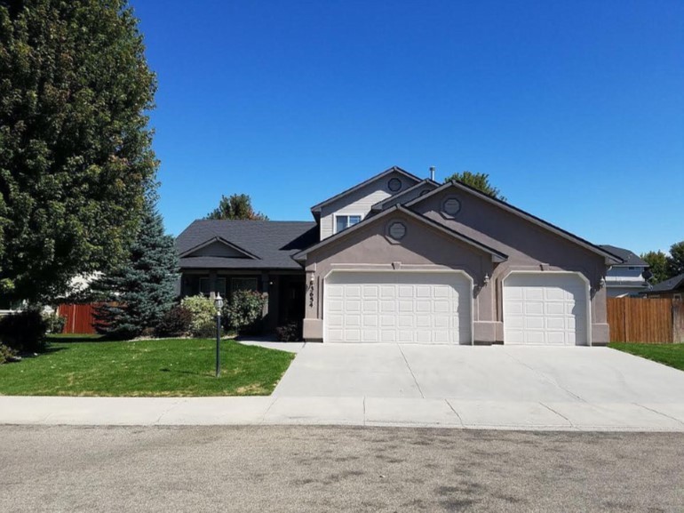 Meridian House: 3654 N Price Way