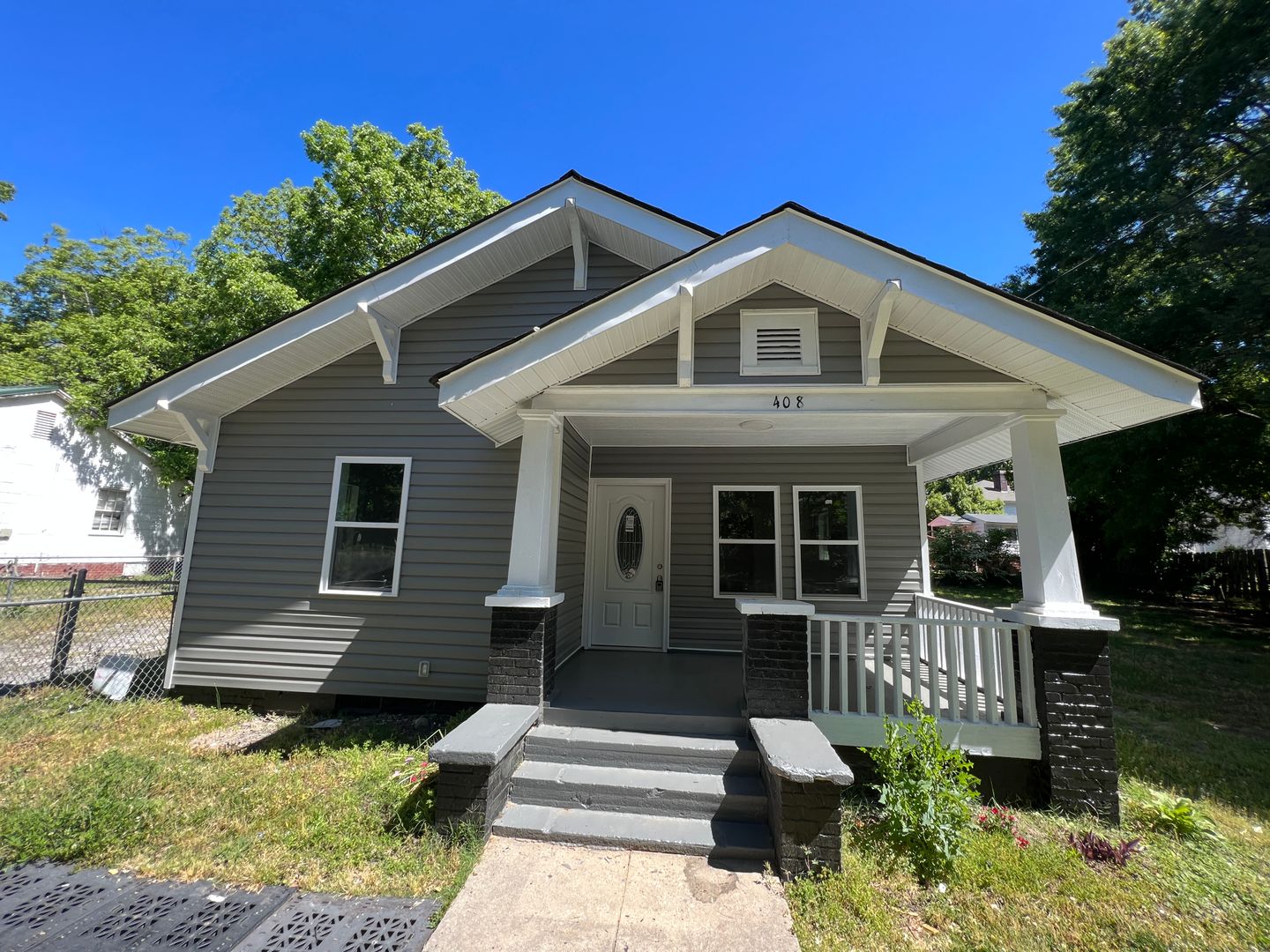 Gastonia House: 408 E. 3rd Ave.