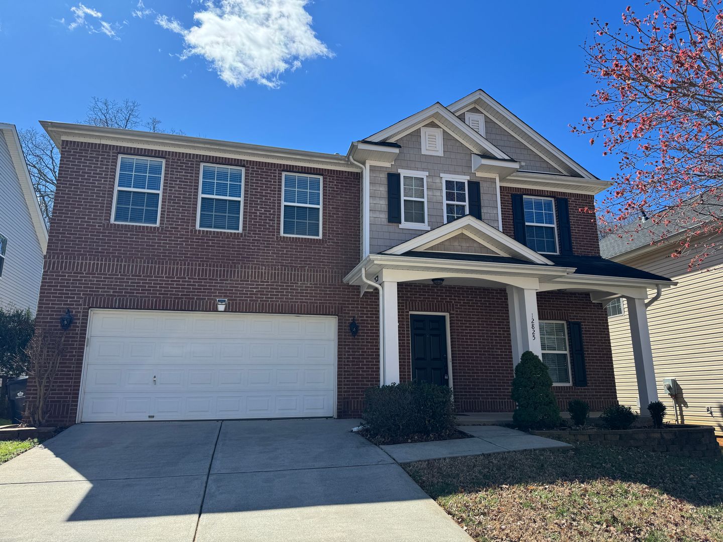 Charlotte House: 12825 Lake Erie Lane