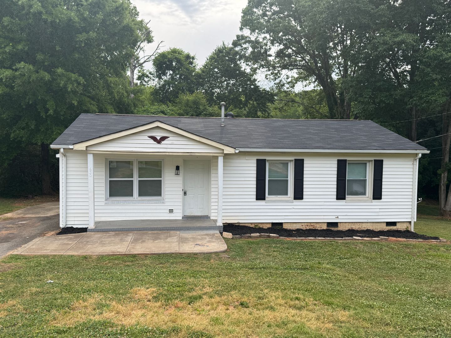 Gastonia House: 630 Dundeen Drive
