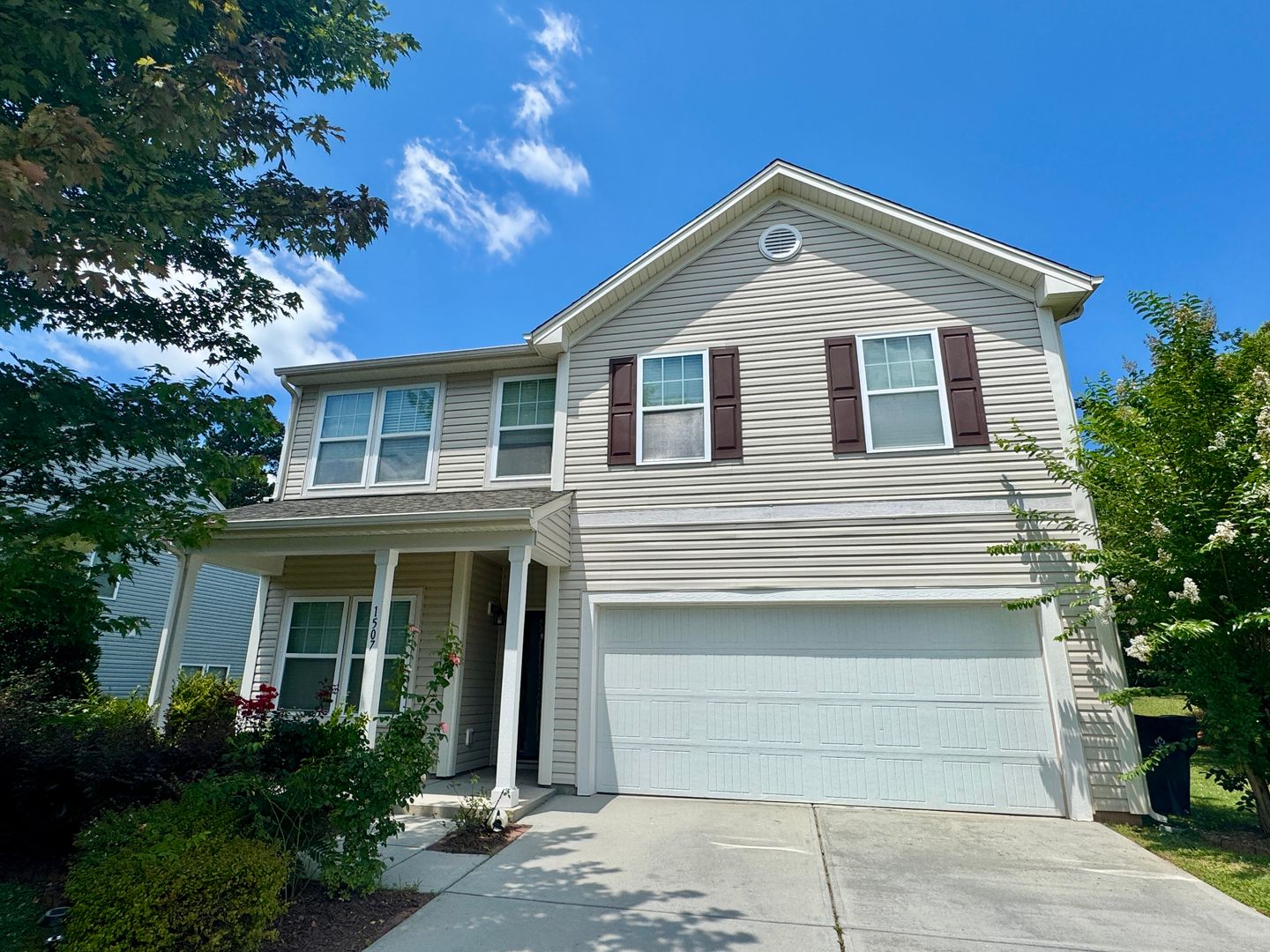 Mt. Holly House: 1507 Kelly's Landing Dr.