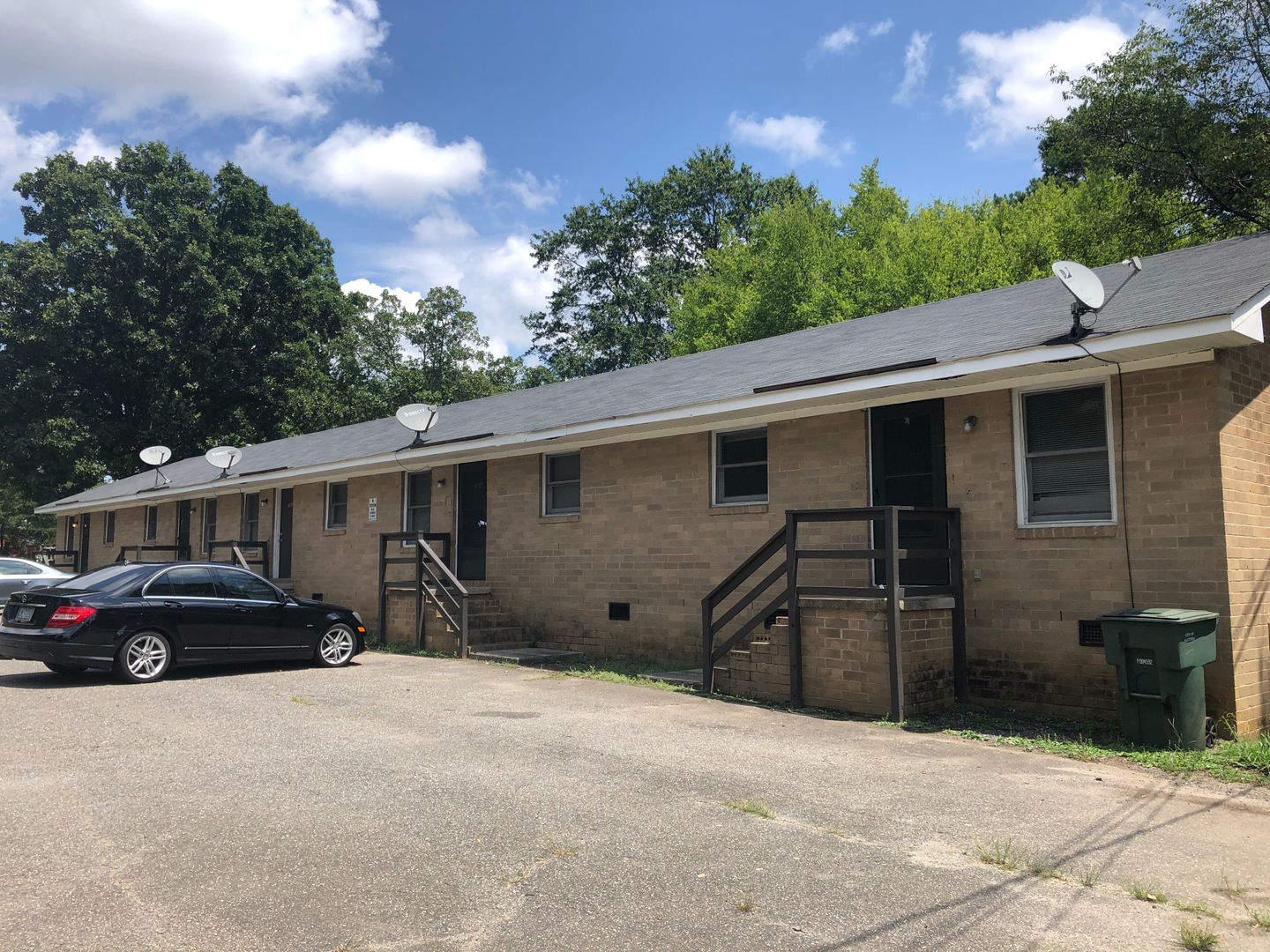 Gastonia House: 1312 Linwood Road