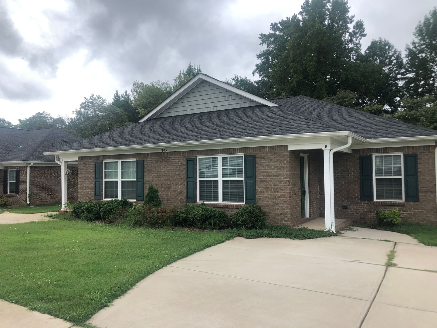 Belmont House: 1105 - A Cason Street