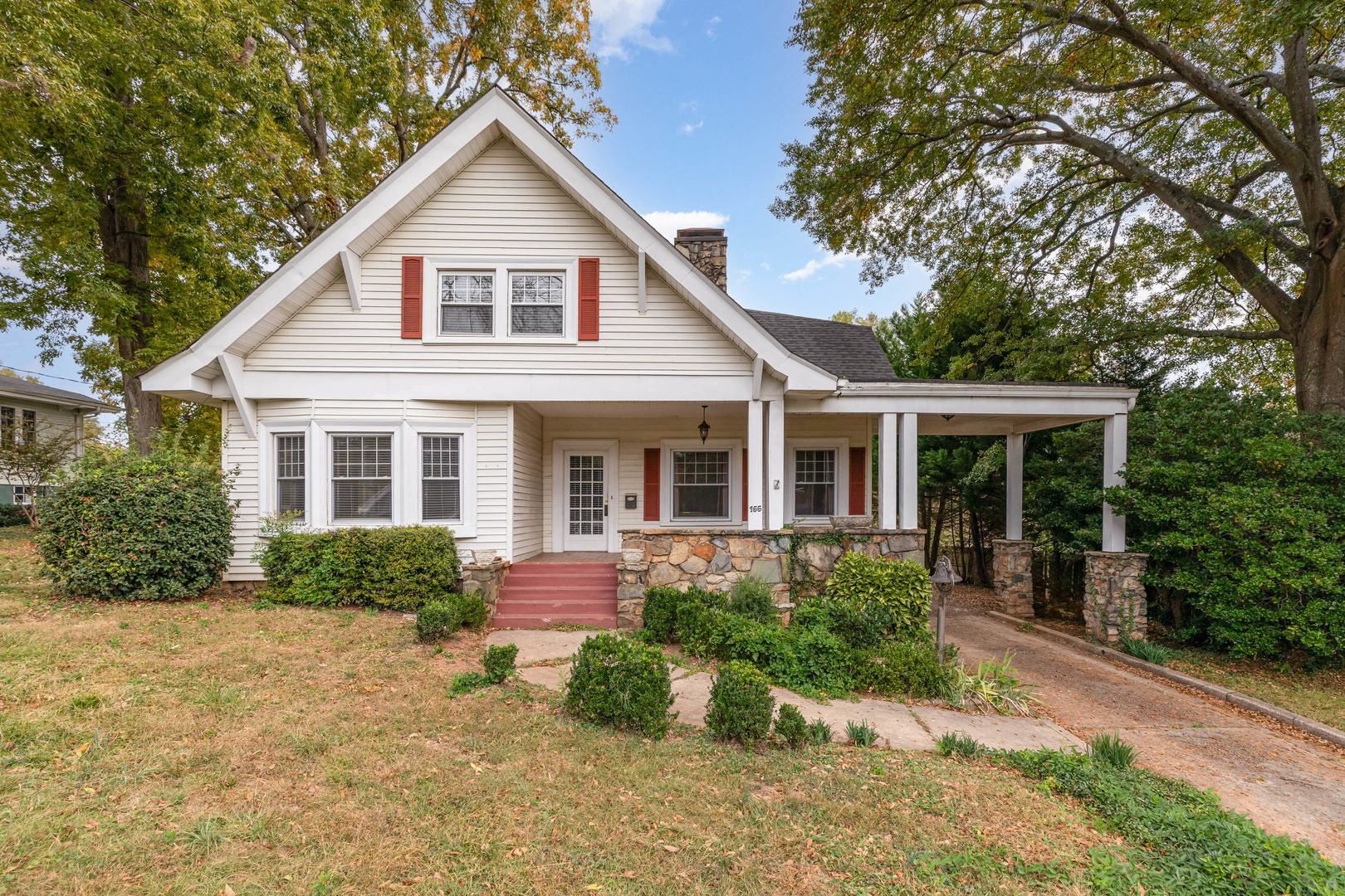 Cramerton House: 155 8th Ave.