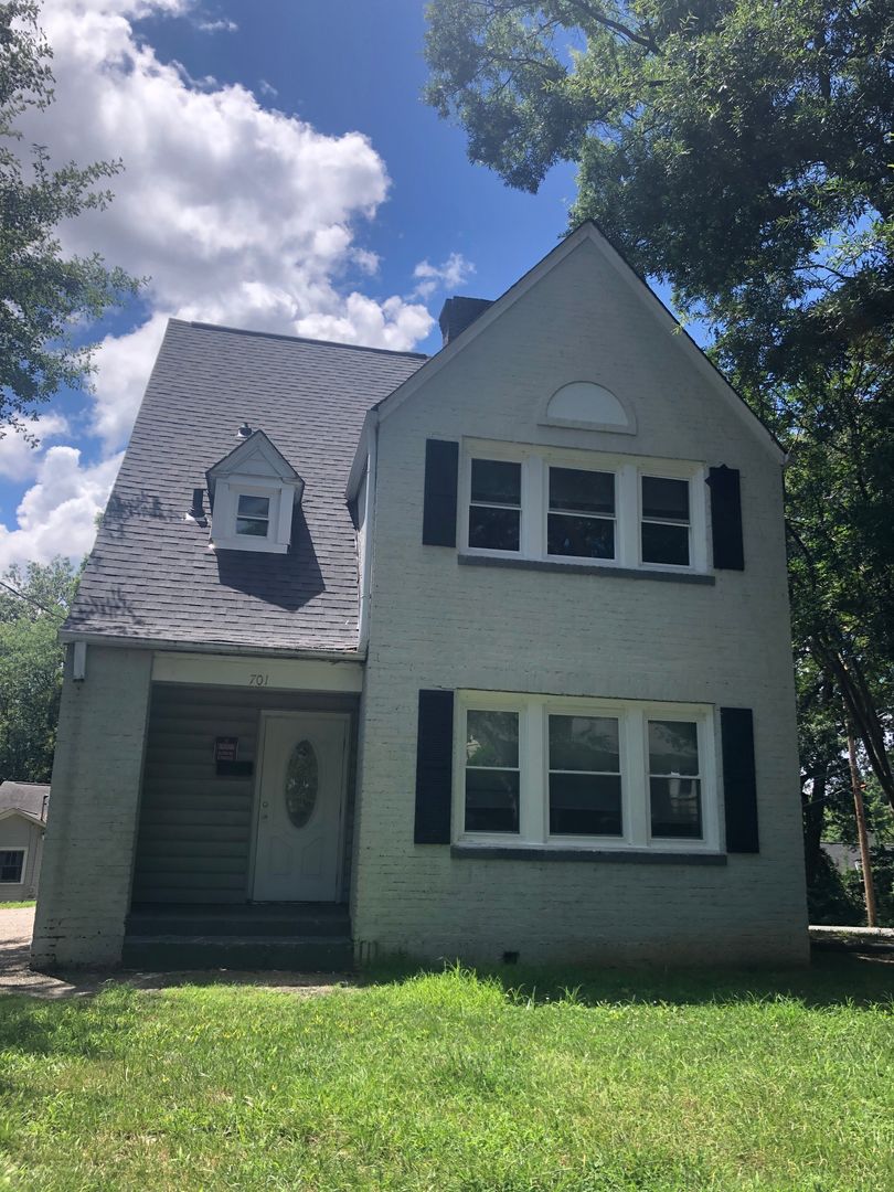 Gastonia Apartment: 701 S. South Street